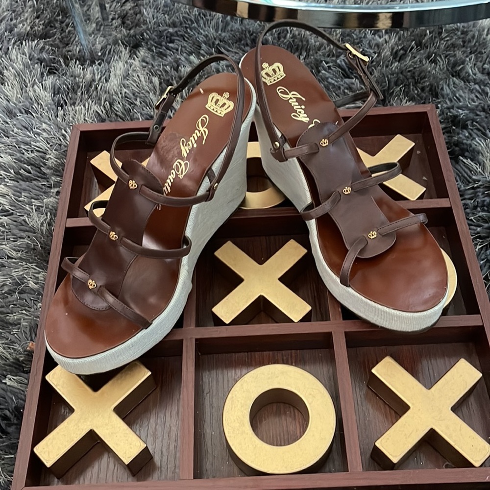 Juicy Couture Wedge Sandal - Size 40 -Chocolate Brown - Nearly New - Picture 4 of 6